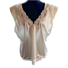 Vintage Women's Silky Ivory Camisole Top with Lace Trim and Shoulder Pads sz 42