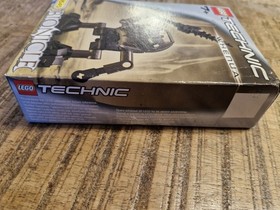 LEGO Bionicle Whenua Sealed Turaga 8545 Kanohi Ruru Onu-Koro Village Elder Earth