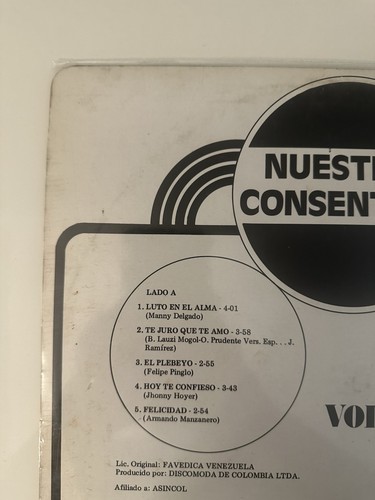 Los Terricolas - Nuestras Consentidas Vol. 2 (1 x LP, Vinyl, 1979 Colombia, VG+) - Picture 9 of 19