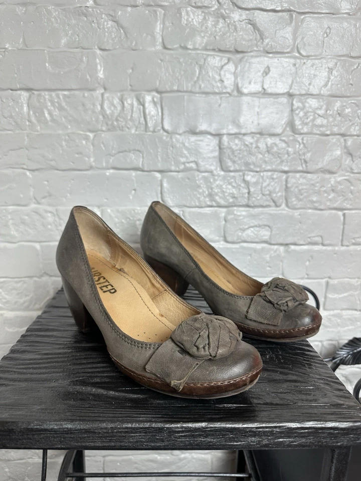 Zapatos de salón Airstep A.S.98 para mujer de cuero marrón con lazo tacón bloque talla 39  Foto 3 de 4