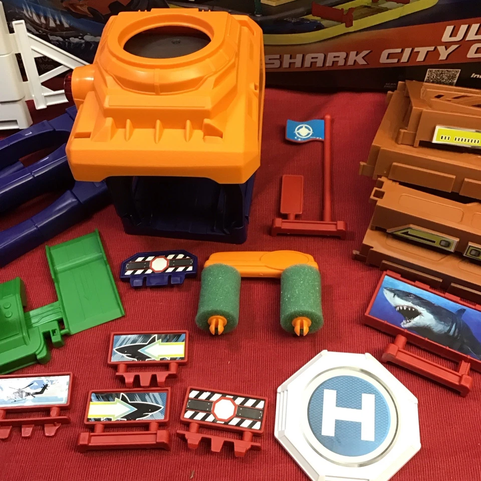 Hot Wheels Adventure Force Ultimate Shark City Garage Juego REPUESTOS Foto 3 de 4