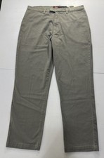Woman s Lee Riders Sz 14M Eased Fit Casual Pants Olive Green Stretch W34 L29