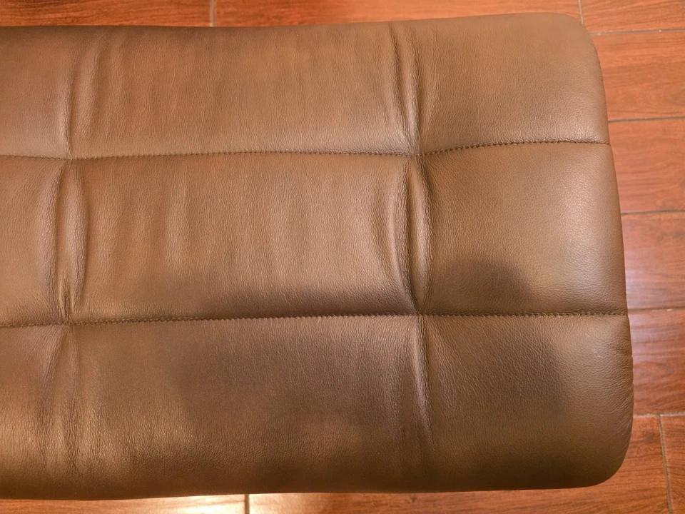 Silla reclinable y otomana Ekornes Stressless grande de cuero marrón "ópalo" Foto 3 de 4