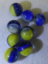 21168m Vintage Group of 8 Akro Agate Popeye Patch Marbles