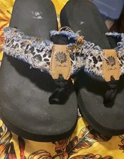 Yellow Box Fayth Denim and Leopard Flip Flops size 10