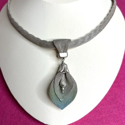 Artisan Sarah Cavender Silver Mesh Metalworks Lily Leaf Flower Necklace