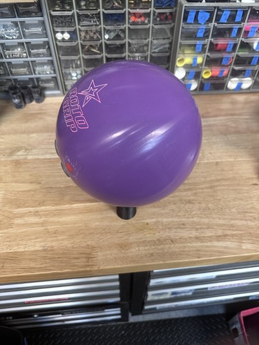 USED-Bowling Ball -15lb RotoGrip "OPTIMUM IDOL SOLID" DRILLED WEIGHT -14lb 12oz - Picture 3 of 9