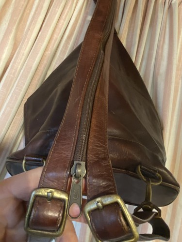 Queros Volare Group Triangle Backpack Sling Bag Brown Leather. - Picture 6 of 14