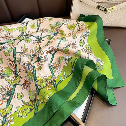 100% Mulberry Silk 27" Square Scarf Women Neckerchief Wrap Vintage Green Flowers - Picture 3 of 5