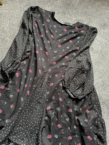NWT Womens Simply Be Dress, Plus Size 30, Black, Polka Dot, Floral, Summer (27) - Picture 3 of 5
