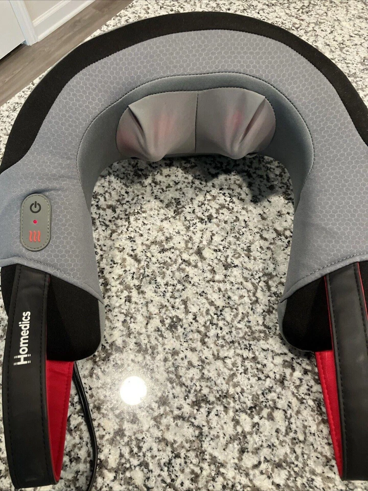 Masajeador de cuello Brookstone con calor y movimiento Shiatsu de amasado profundo Foto 2 de 4