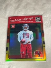 2016 Donruss Optic Red and Yellow Buccaneers Football Card #137 Roberto Aguayo