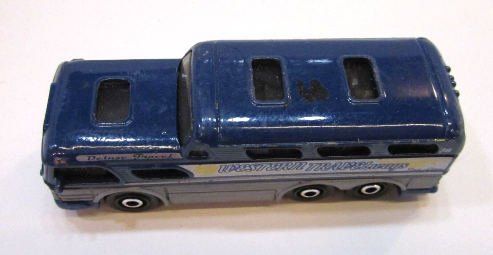 Autobús Matchbox GMC Scenic Cruiser Western Travelways 2017 Mattel MB1089 diecast Foto 2 de 4
