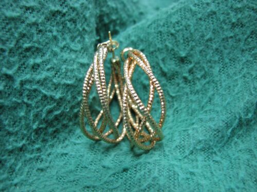 Beautiful Vintage Ladies Gold Filled Earrings 1 1/4" X 1 1/4 Incredible Quality