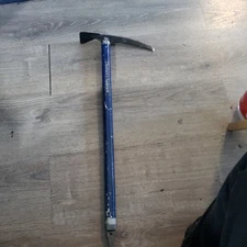 Chouinard Equipment Ice Axe 80cm