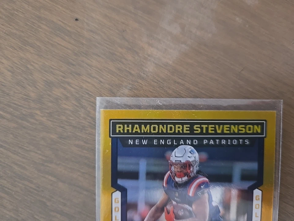 Gold Auto #'d /50 - Rhamondre Stevenson Gold Zone Signatures. NFL Patriots RB - Image 3 of 4