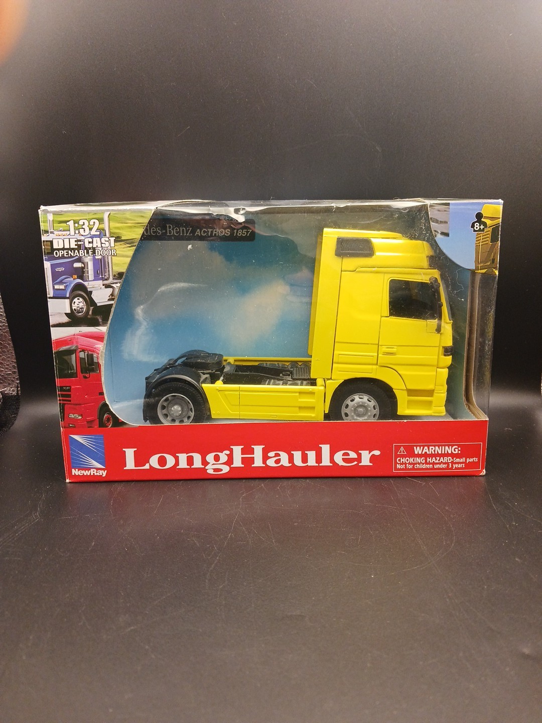 NewRay 1:32 Mercedes-Benz Actros 1857 Diecast Truck