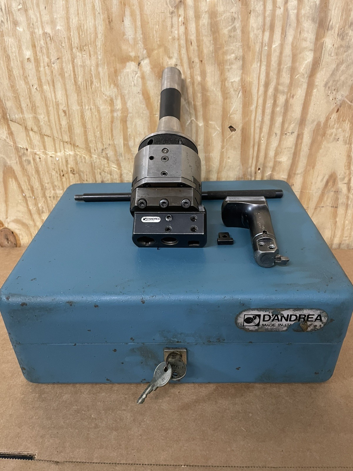 D'ANDREA BORING HEAD w/R8 SHANK