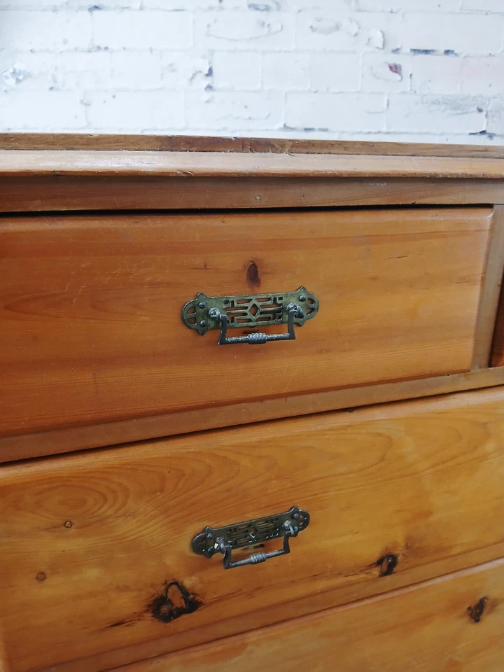 Cajonera antigua victoriana de pino 2 sobre 2 Foto 3 de 4