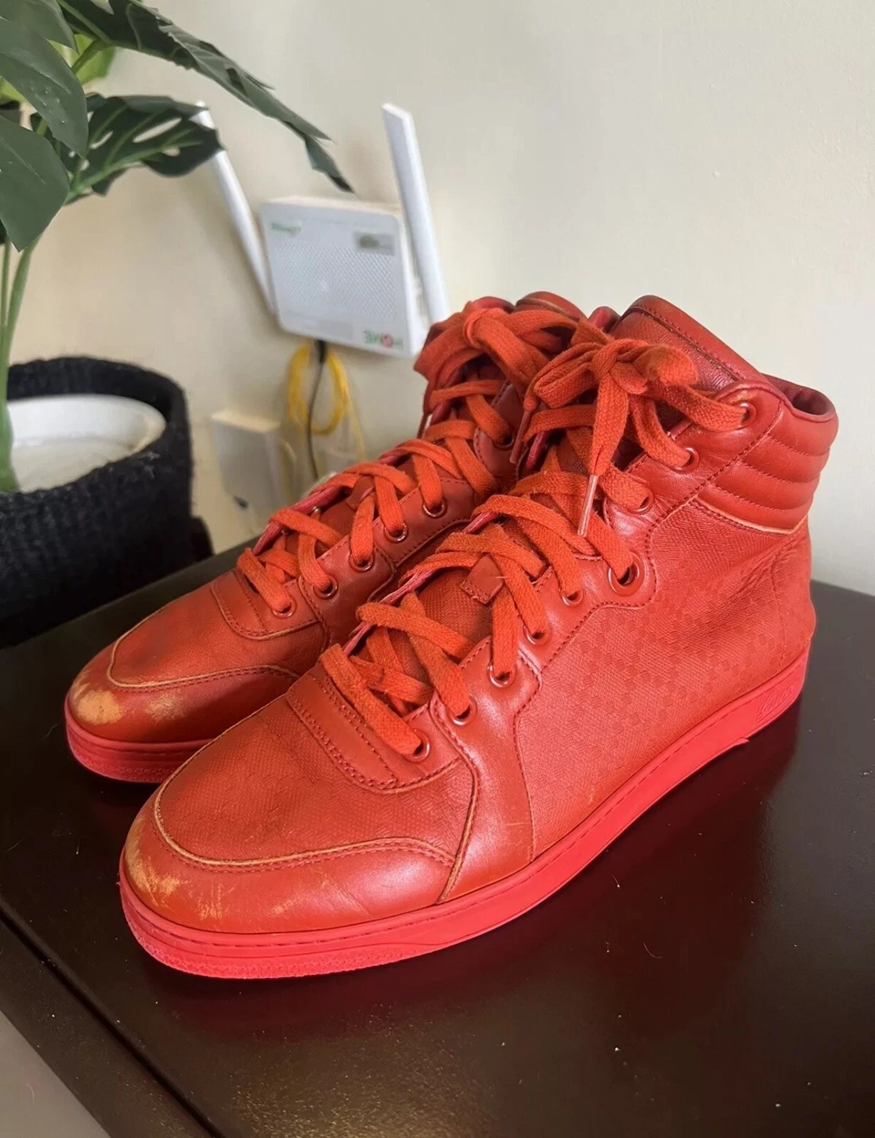 Baskets montantes Gucci en cuir rouge diamant taille US 7