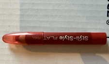 Styli-Style Flat Pencil Lip Liner 1312 Rodeo Dr