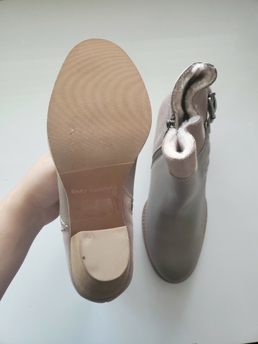Stivaletti Emu Australia Sturt in pelle e lana merino con fibbia da donna US 7 - Foto 6 di 8