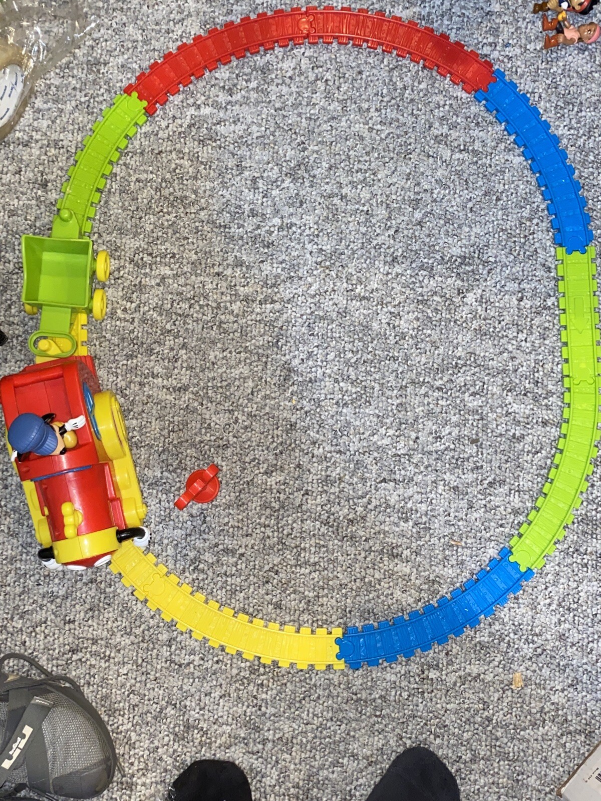 mickey mouse push and go mouska train