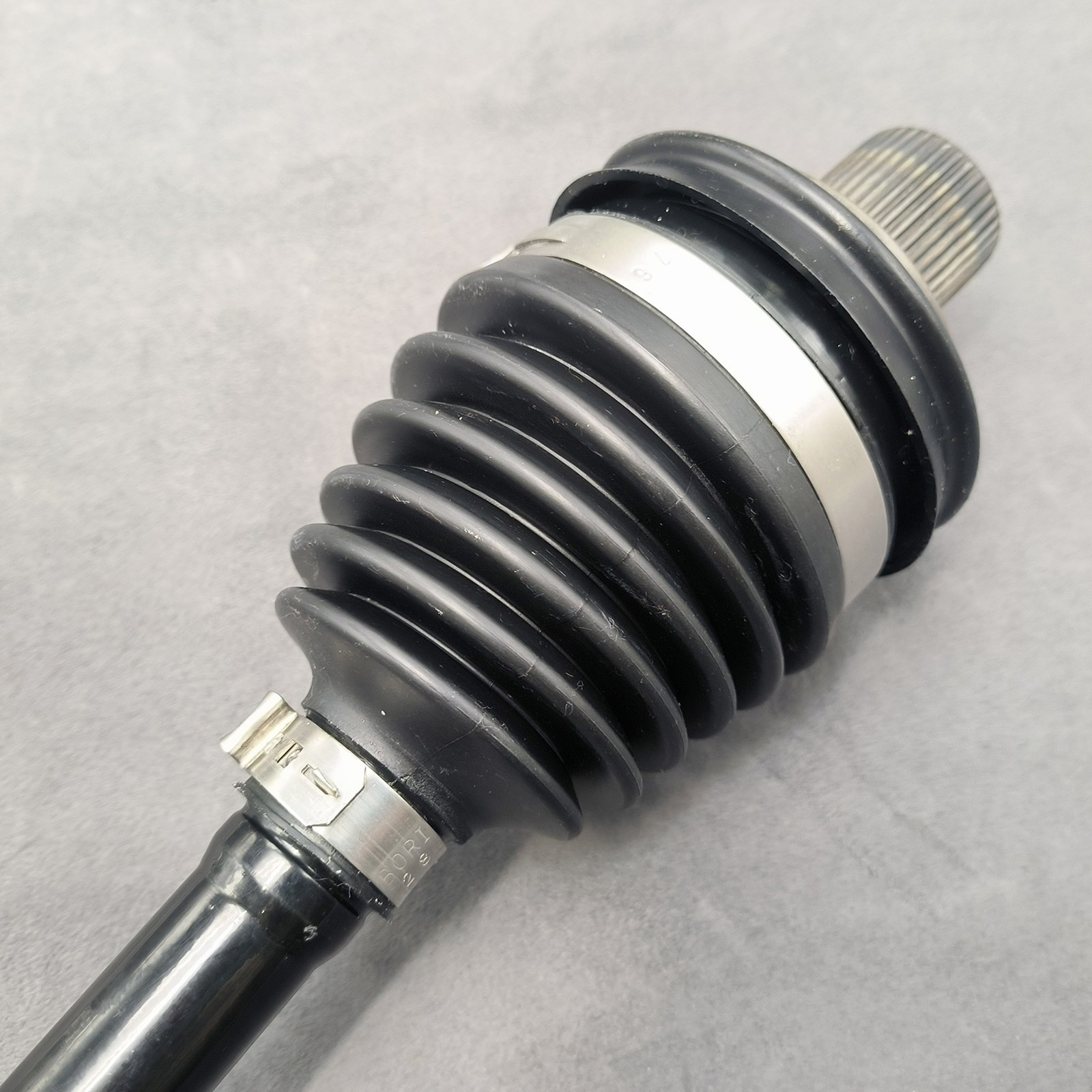 Front Left Driver Axle Shaft 4T0407271B for Lamborghini Huracan EVO LP600 LP610