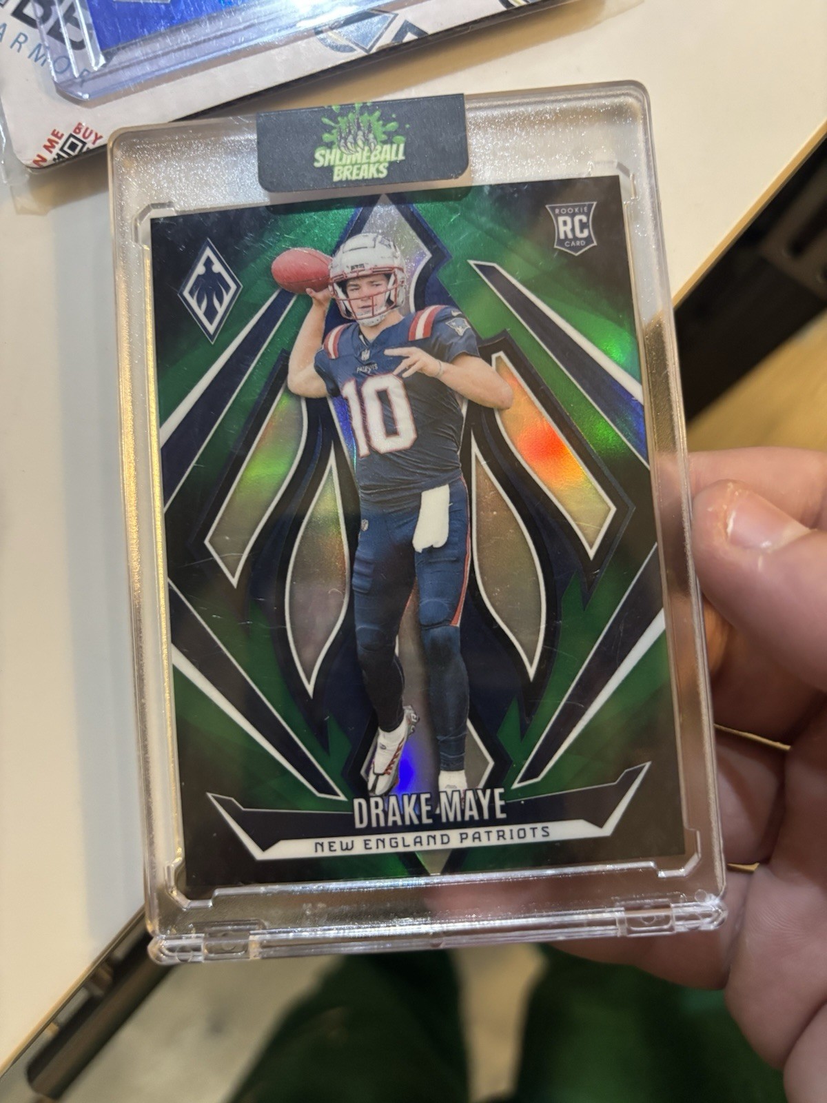 2024 Panini Phoenix - Rookies Drake Maye #179 Green Fade /199 (RC)