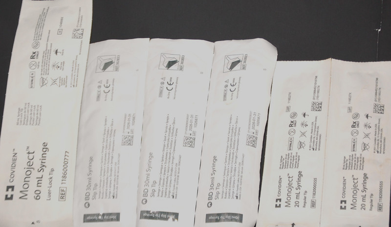 Medical Syringes and 12 packs Sterile, non-conductive Medical Tubing
