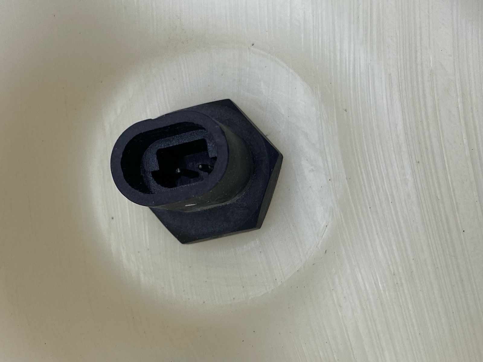 2020-2025 ASTON MARTIN DBX OEM WASHER RESERVOIR TANK BOTTLE MY83-17B612-AB