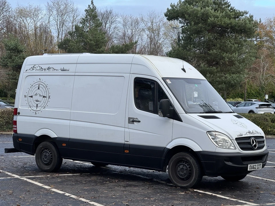 MERCEDES SPRINTER 2012 CAMPERVAN MWB - Image 3 of 4