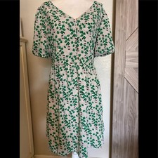 LOFT Side tie V-neck floral dress 6
