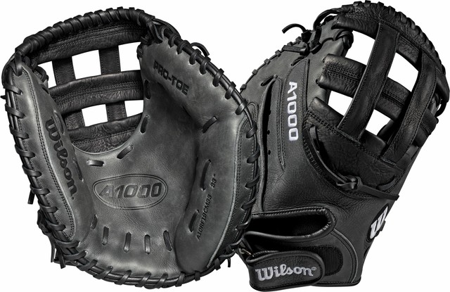 wilson youth catchers mitt