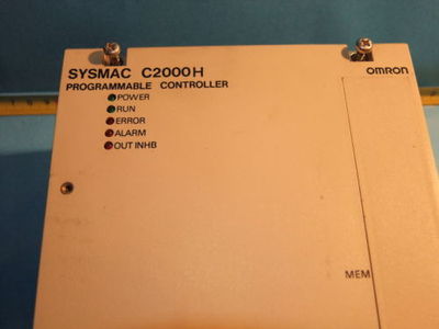 OMRON C2000H-CPU01-EV1 (HAT EINE SPEICHERKARTE - C2000-MR141-V2)