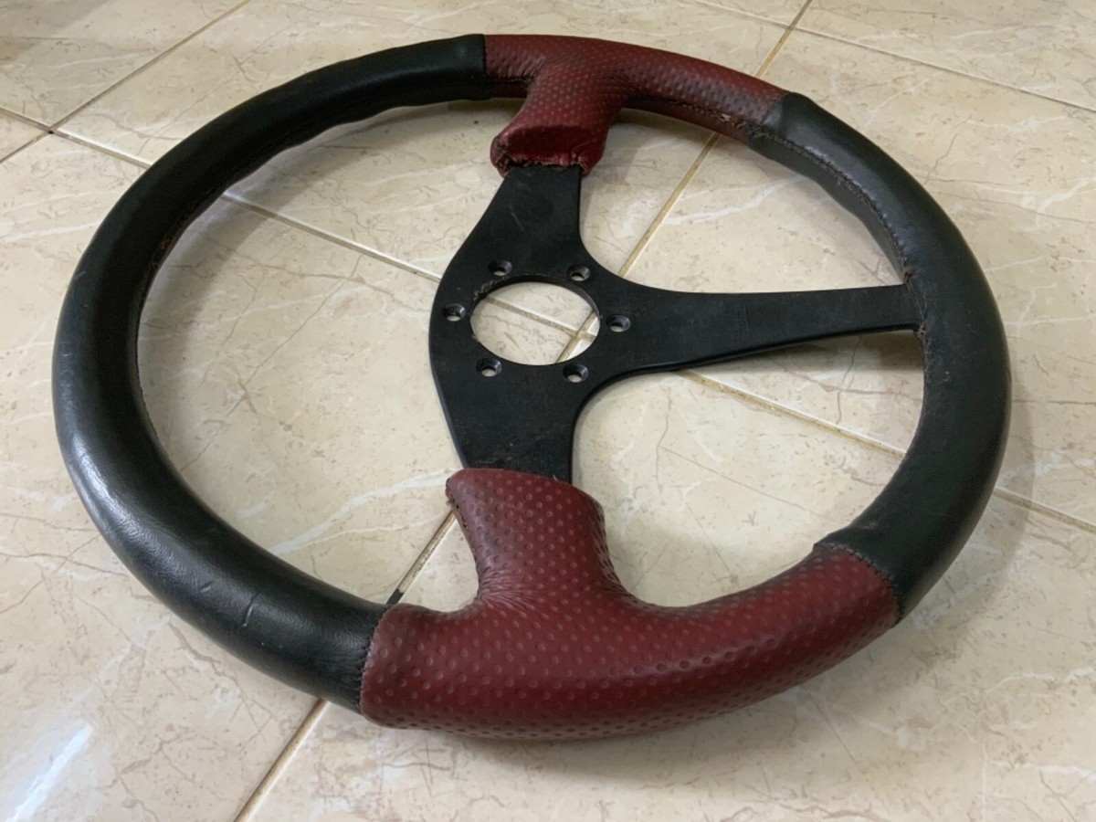 momo 31wkShA2DvL.jpg_BO30,255,255,