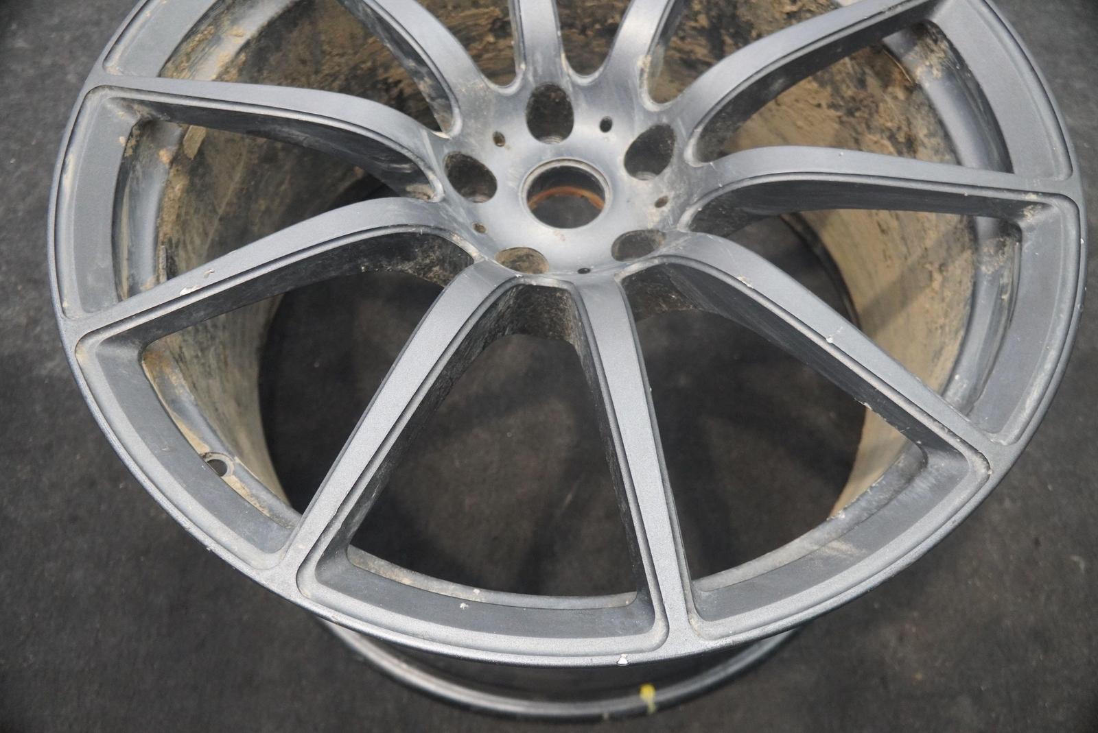 Rear 20X11" Inch 10 Spoke Wheel Rim 11B0183CP OEM McLaren 650S 2015