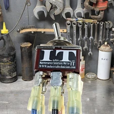 IndusTec DC Motor Polarity - Reversing Toggle Switch TPDT 3 Pos 12v  Maintained