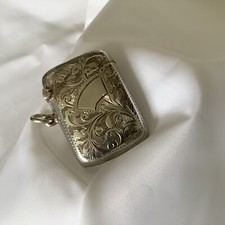 VESTA CASE/PENDANT/PILL BOX JOSEPH GLOSTER’ANTIQUE 1905 VICTORIAN HM SILVER/GILT