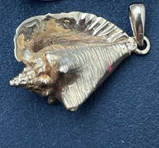 14K Conch Shell 3-D Pendant 