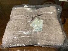 BAREFOOT DREAMS COZY CHIC THROW