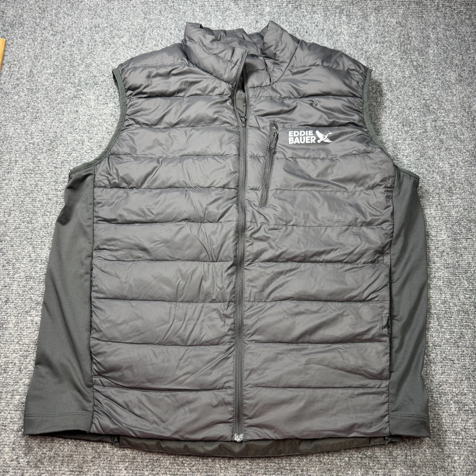 NEW Eddie Bauer Vest Mens Extra Large Grey 550 Down Puffer Hand Pockets