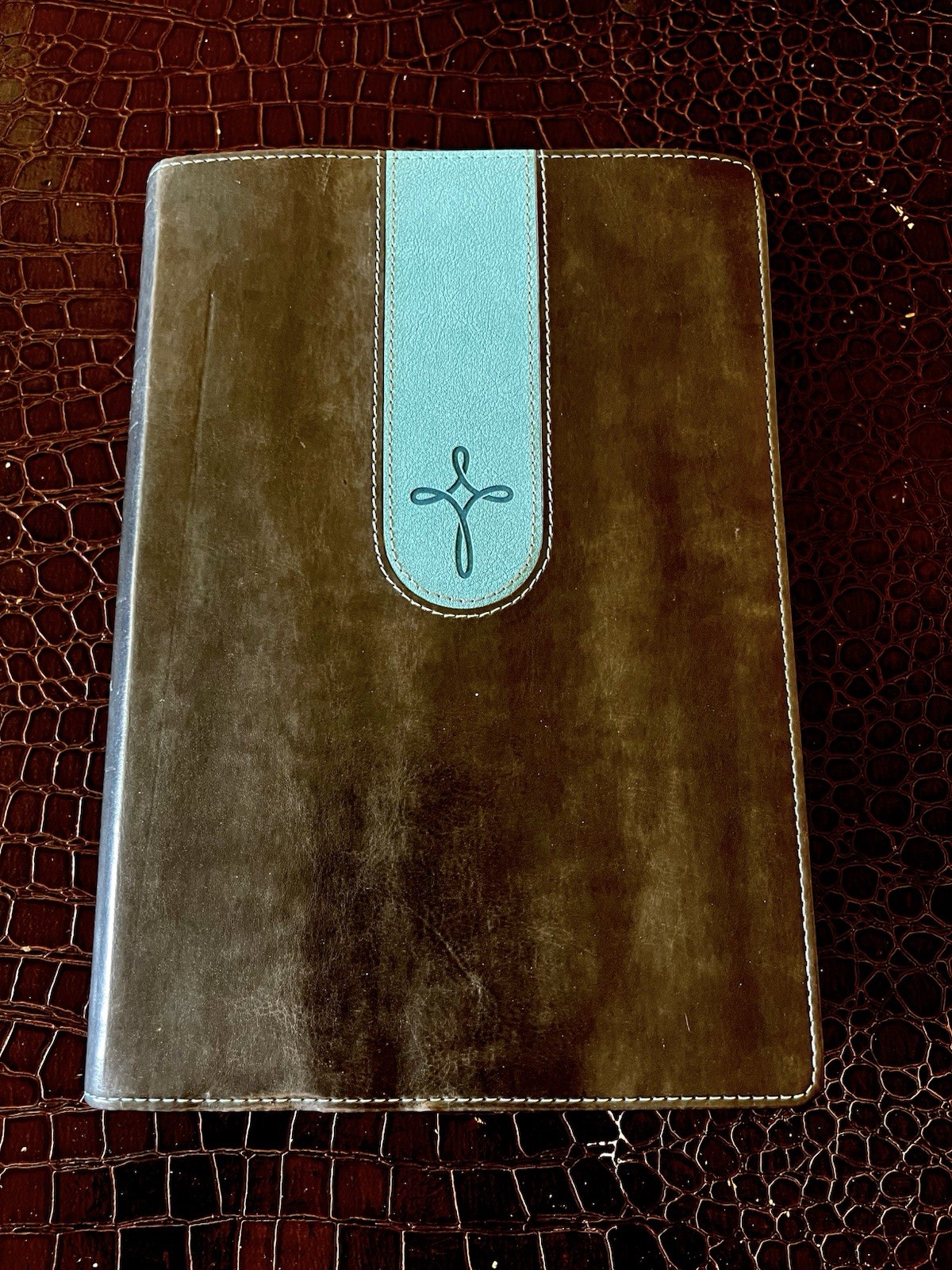 NIV Life Connect Study Bible ~ Wayne Cordeiro, Italian Duo Tone 2015
