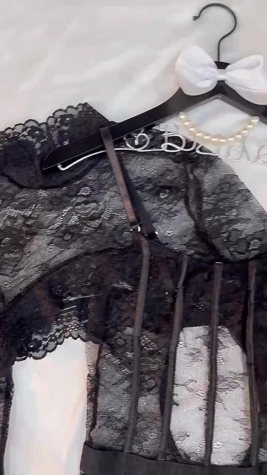 Body negro manga larga encaje liga bustier mono pulóver conjunto de hombro Foto 2 de 4