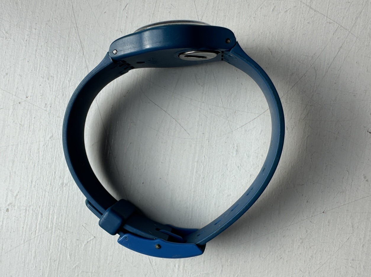 Swatch - 12 Flags - Date Code 423 - Box - LS101 -… - image 6