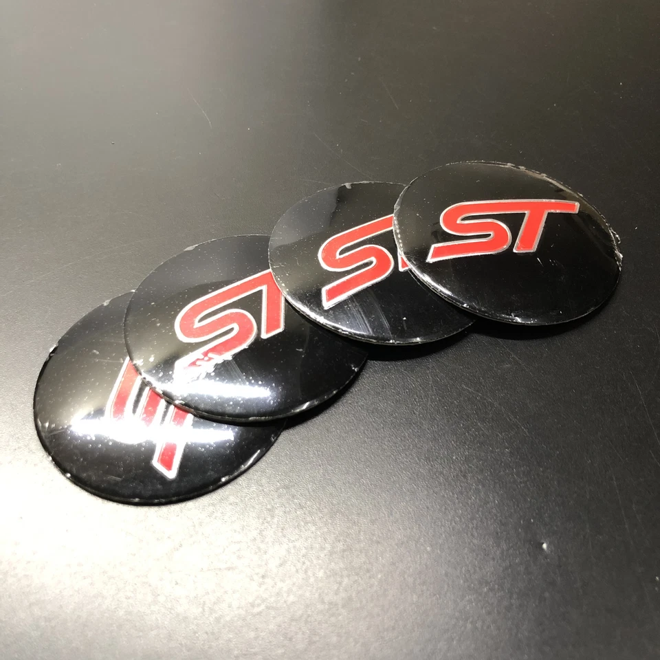 4 Piezas Rojo ST Racing Modificado VIP Insignia Coche Rueda Centro Tapacubos Pegatina Emblemas Foto 4 de 4