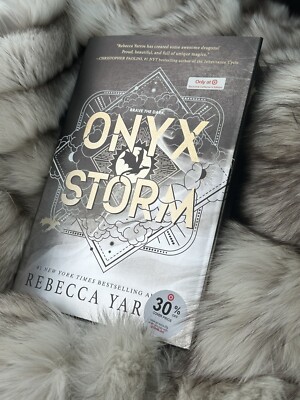 ONYX STORM  Target Exclusive   Hardcover Special Edition