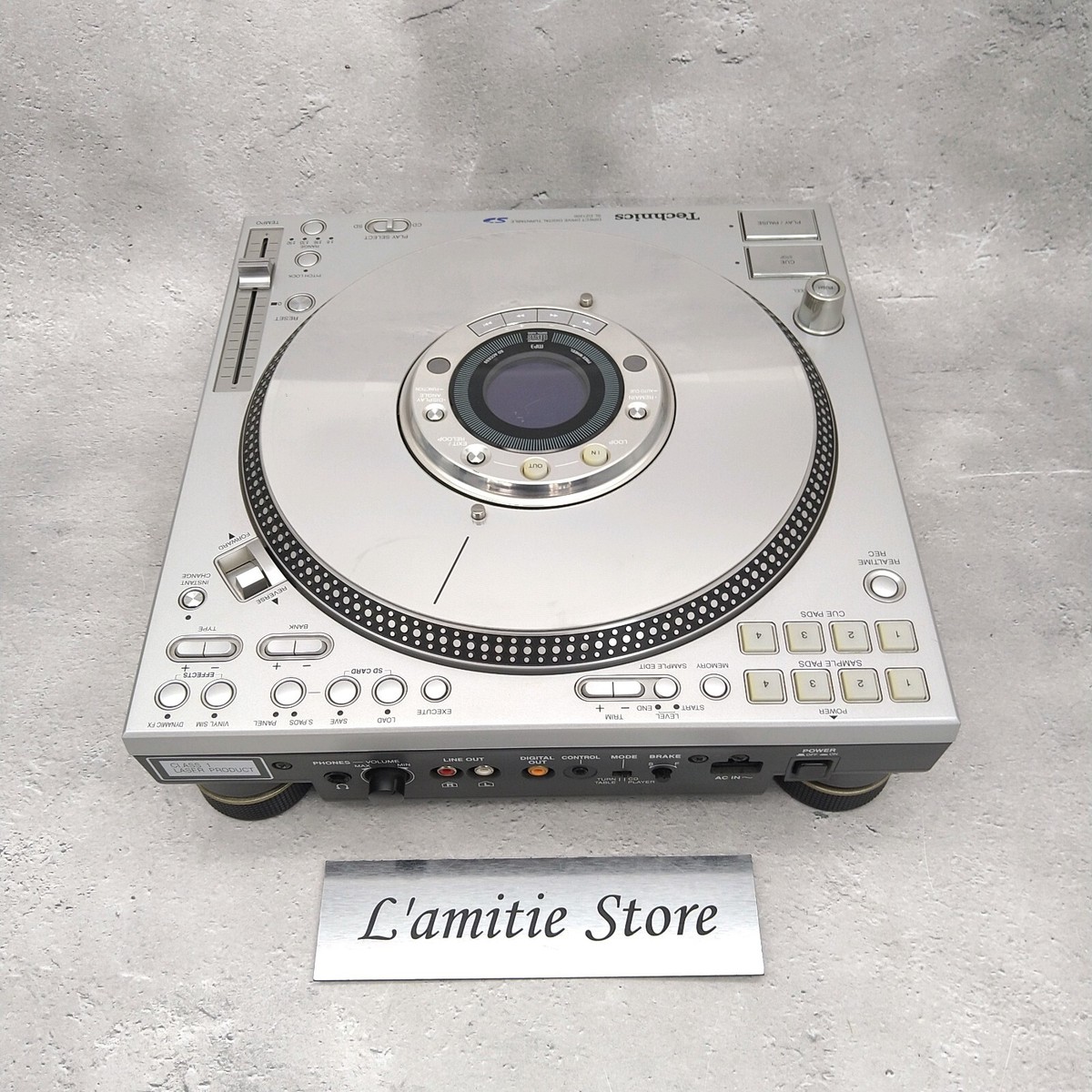 Technics SL-DZ1200 Silver Direct Drive DJ Turntable Player Technics SL-DZ1200 Silver Direct Drive DJ Turntable Player