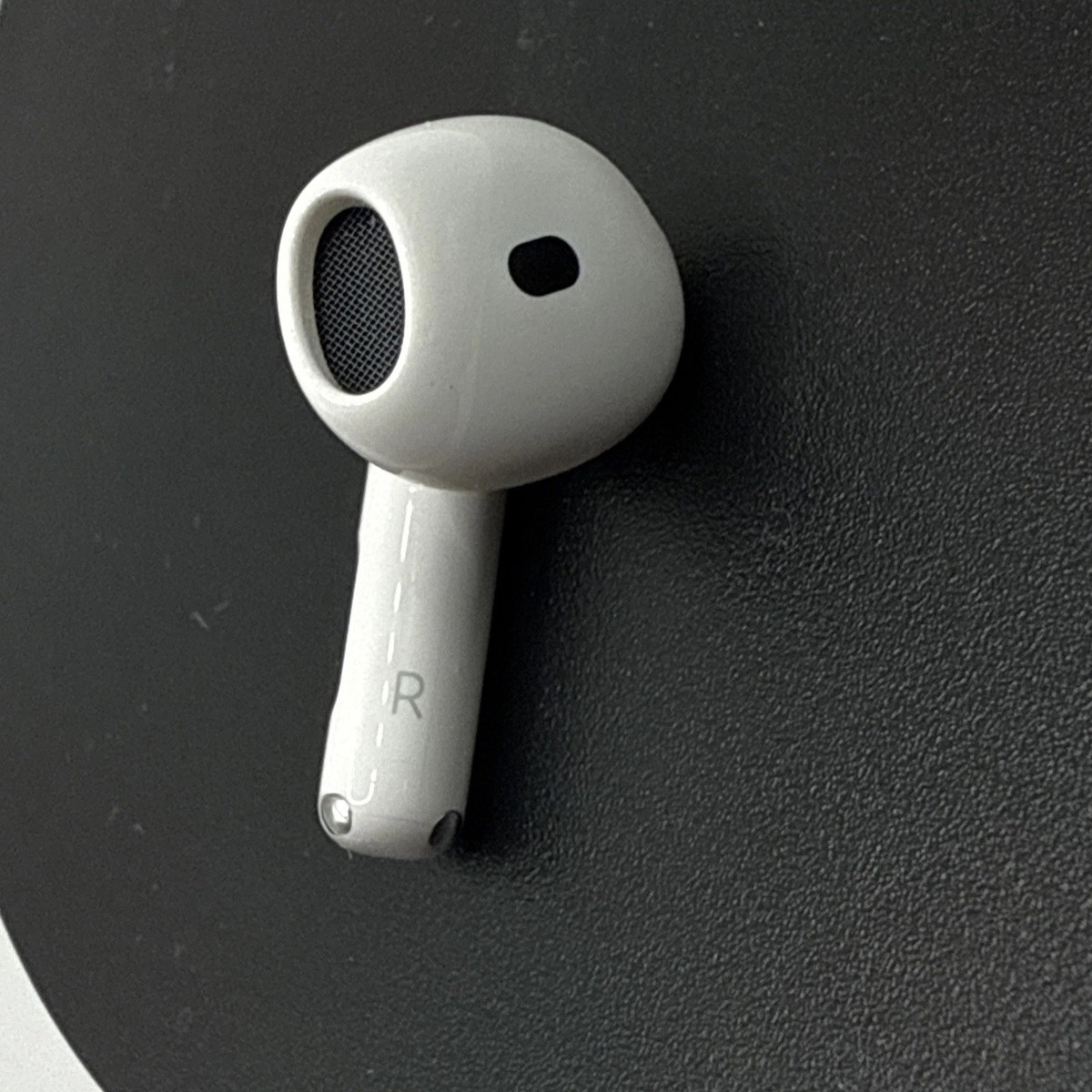 AirPods 4（ANC）本体 ホワイト A3055 3056 s-l400.jpg