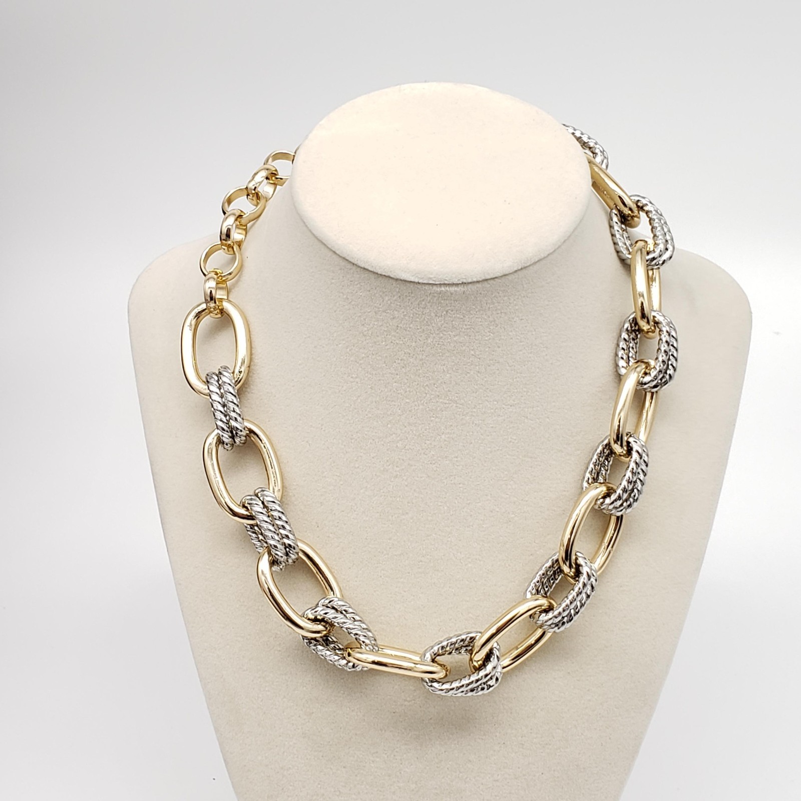 Brand New Fashion luxurious Geometry Necklace